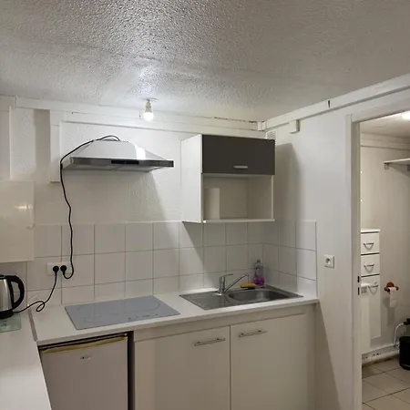 Apparemment 2 Pieces